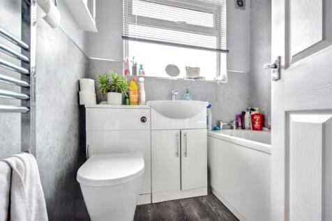 Bathroom.jpeg