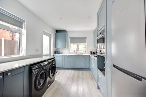 Kitchen_1.jpeg