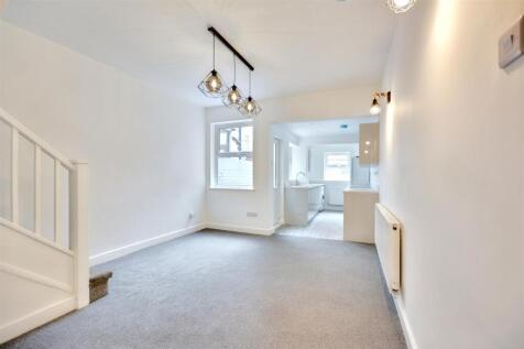 Dining Room_1.jpeg