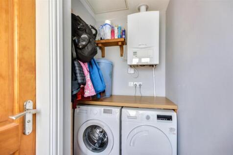 Utility Room_2.jpeg