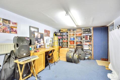 Studio 2_2.jpeg
