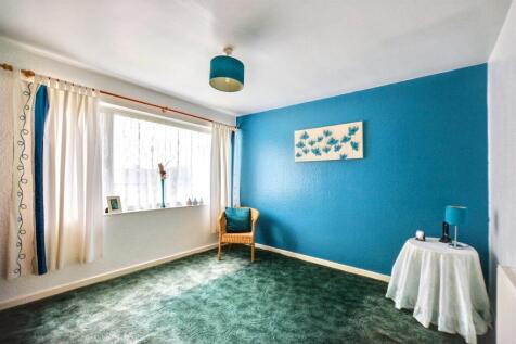 Bedroom 1_1.jpeg