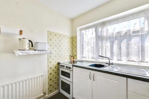 Kitchen_1.jpeg