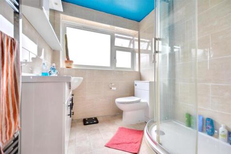 Bathroom.jpeg