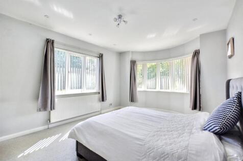 Bedroom 1_3.jpeg
