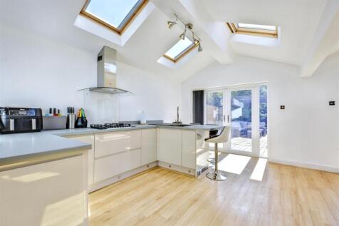 Open Planned Kitchen Living_4.jpeg