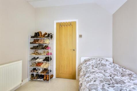 Bedroom 3_2.jpeg