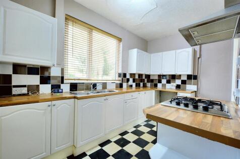 Kitchen_1.jpeg