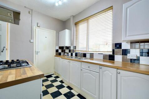 Kitchen_2.jpeg