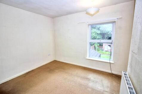 bedroom 1.jpeg
