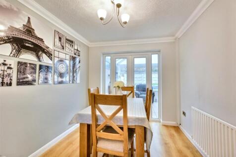 Dining Room_1.jpeg