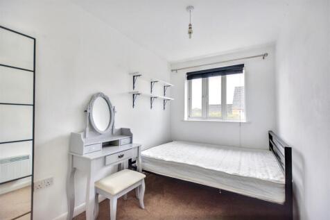 Bedroom 2_1.jpeg