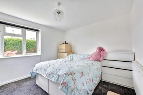 Bedroom One_1.jpeg