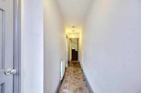 Hallway.jpeg