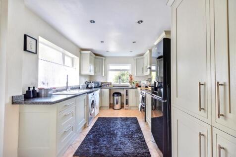 Kitchen_1.jpeg