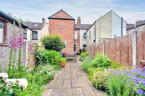 Garden_2.jpeg