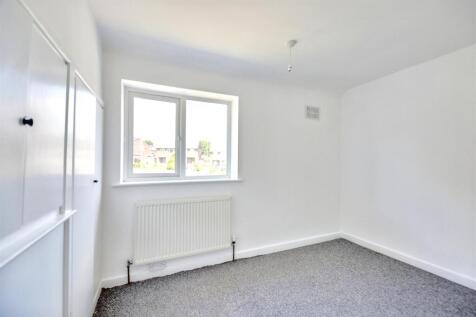 Bedroom 2_1.jpeg
