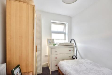 Bedroom 3_1.jpeg