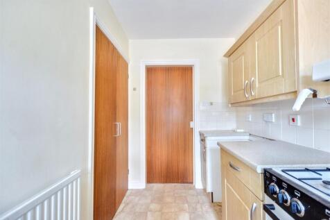 Kitchen_2.jpeg