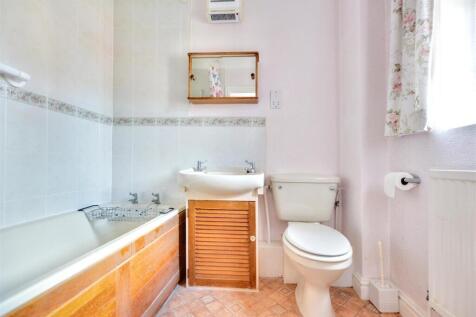 Bathroom.jpeg