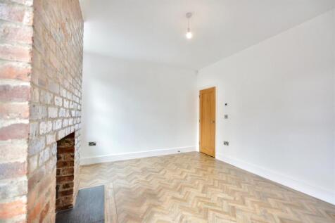 Sitting Room_3.jpeg