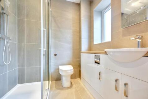 Downstairs Shower Room.jpeg