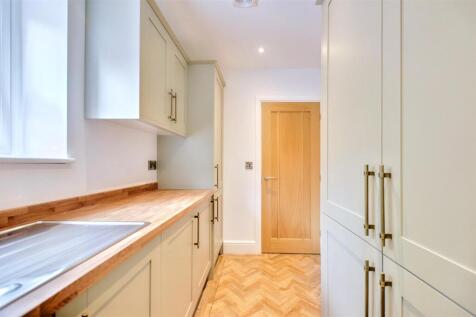 Utility Room_2.jpeg