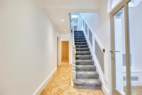 Entrance Hall.jpeg
