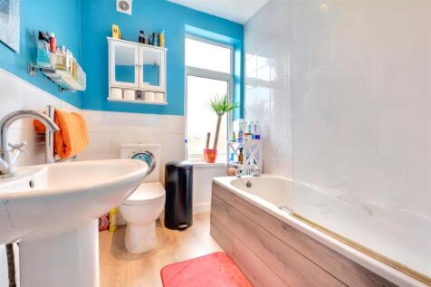 Bathroom.jpeg