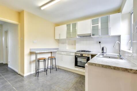 Kitchen_2.jpeg