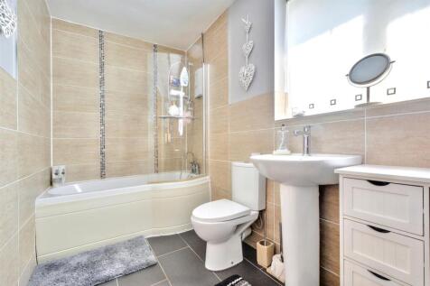 Bathroom.jpeg