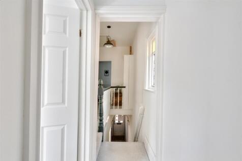 1st Floor Landing_3.jpeg