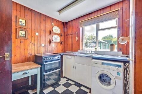 Kitchen_2.jpeg