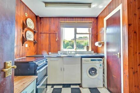 Kitchen_1.jpeg