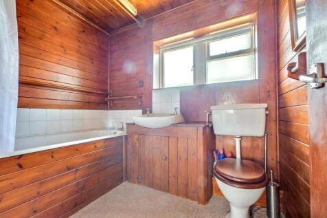 Bathroom.jpeg
