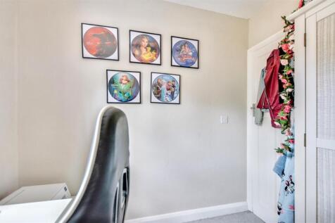 Bedroom 2_2.jpeg