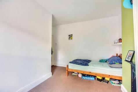 Bedroom 2_2.jpeg