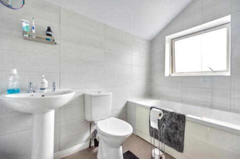 Bathroom.jpeg