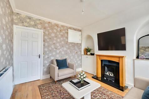 Lounge_1 - Living Room - Standard - 1.jpeg