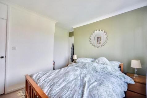 Bedroom 1_3.jpeg