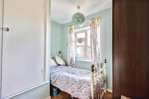 Bedroom 3_1.jpeg