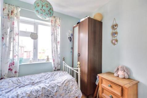 Bedroom 3_2.jpeg