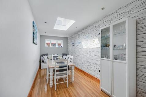 Dining Room_1.jpeg
