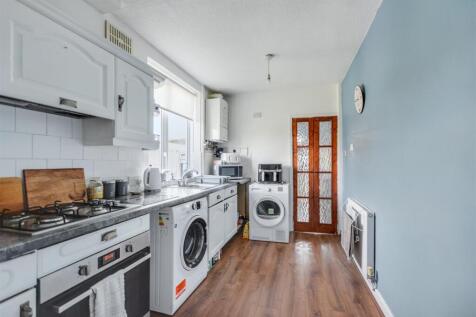 Kitchen_2.jpeg