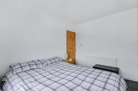 Bedroom 2_2.jpeg