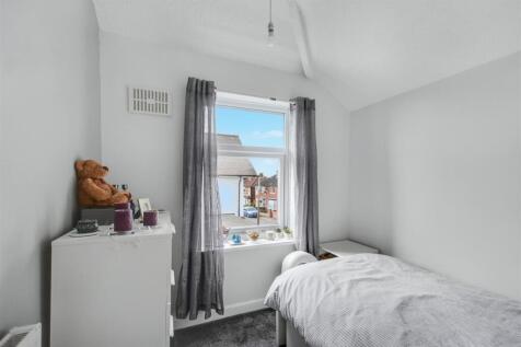 Bedroom 3_1.jpeg