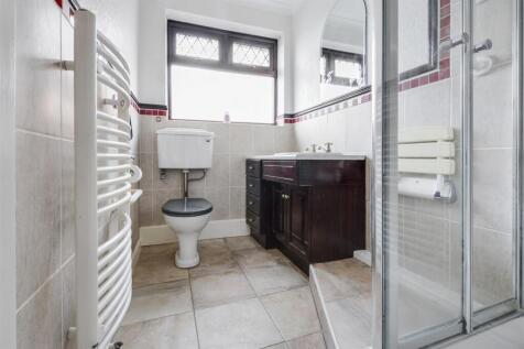 Shower Room_1.jpeg