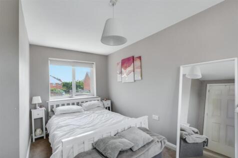 Bedroom 2_1.jpeg