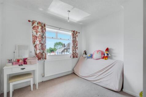 Bedroom 2_1.jpeg