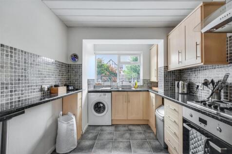 Kitchen_1.jpeg
